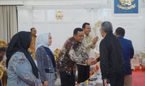 de5bc4a6-7ef2-4d86-b38f-a0e8763af789-1